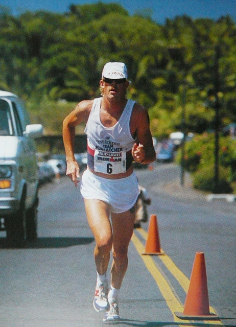 rok 1987, Kenny Glah si běží pro 5-té místo