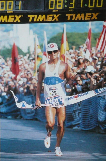 rok 1988, Scott Molina vítězí